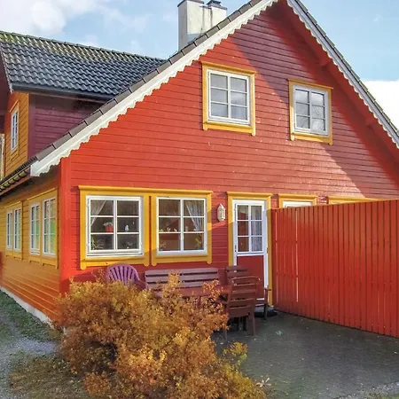 Vagen 1 * Åkra